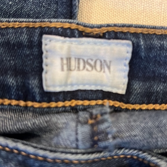Hudson Bacara Jeans. Size 28 - Picture 2 of 4